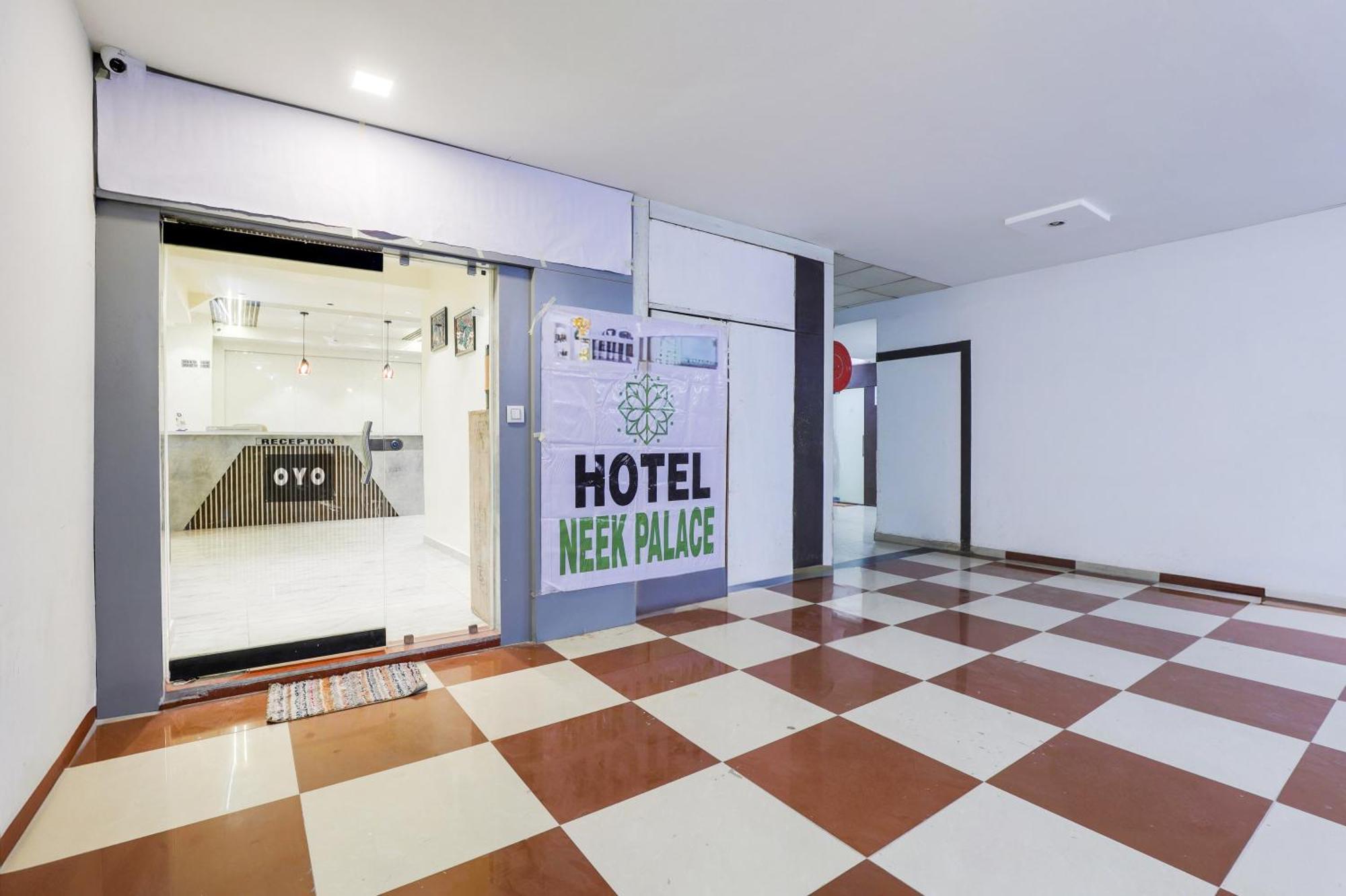 Hotel O Neek Palace Ahmedabad Eksteriør billede